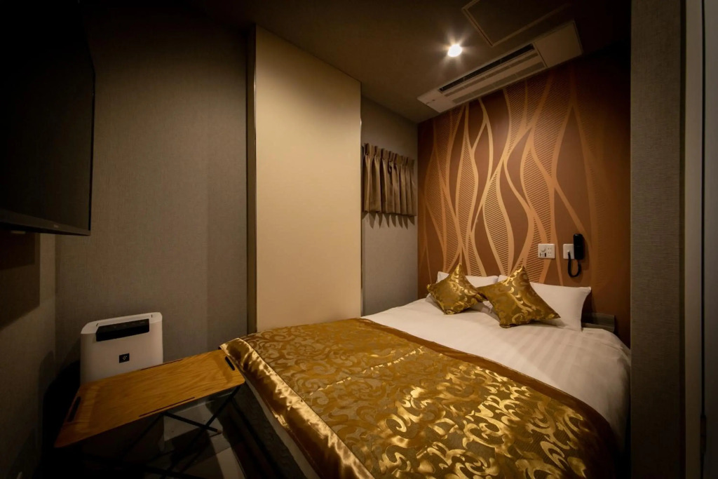 HOTEL BLAX