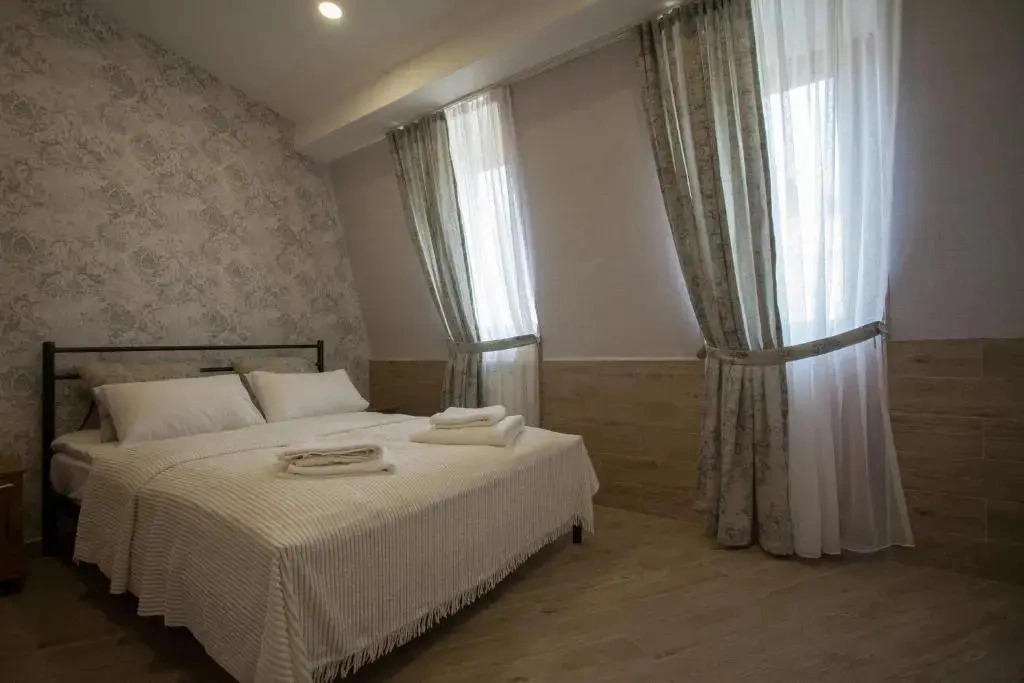 Old - Gold Plex Apart hotel