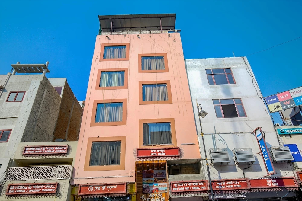 Hotel Crown, Near Golden temple