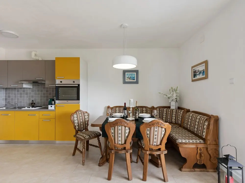 Elegant Villa in Jasenice With Private Swimming Pool