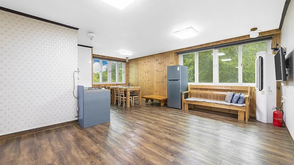 Pocheon Aleumdaun Pension