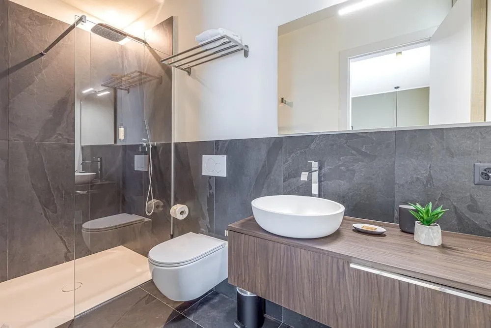 ICON H 602 Suite Executive