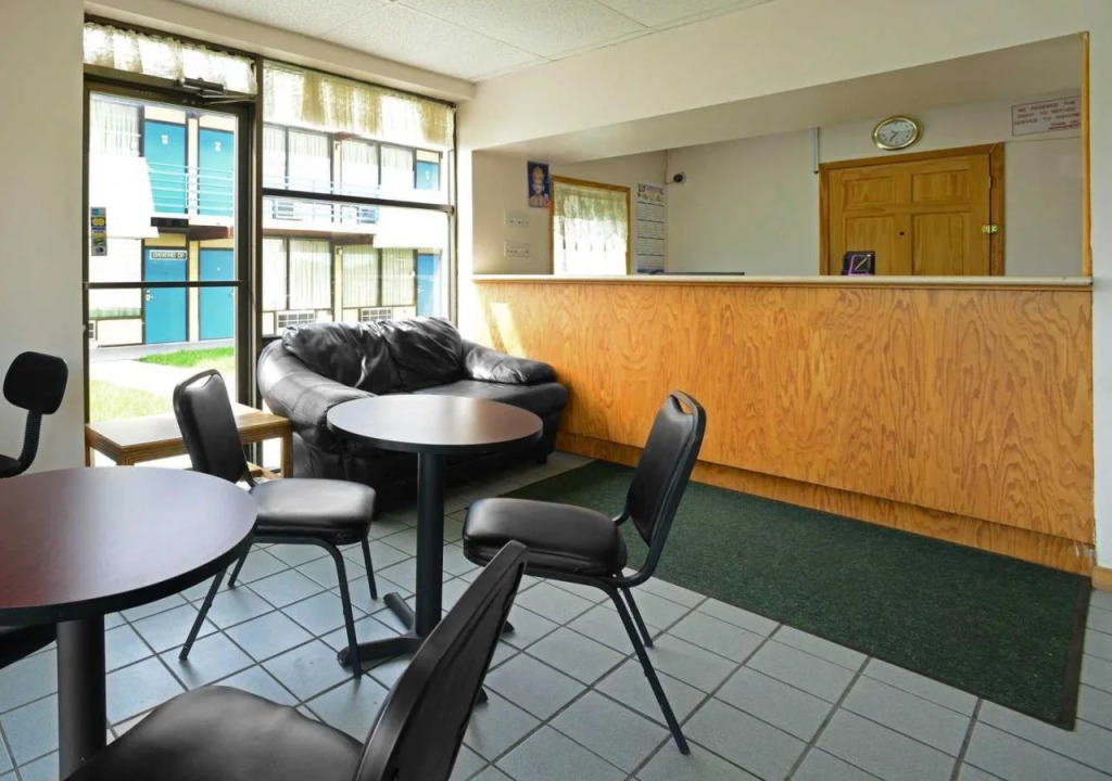 Loyalty Inn Maryville