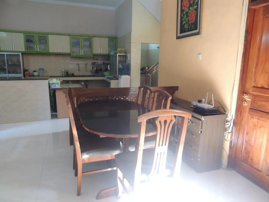 Family Homestay Pondok Shabrina by OYO Rooms