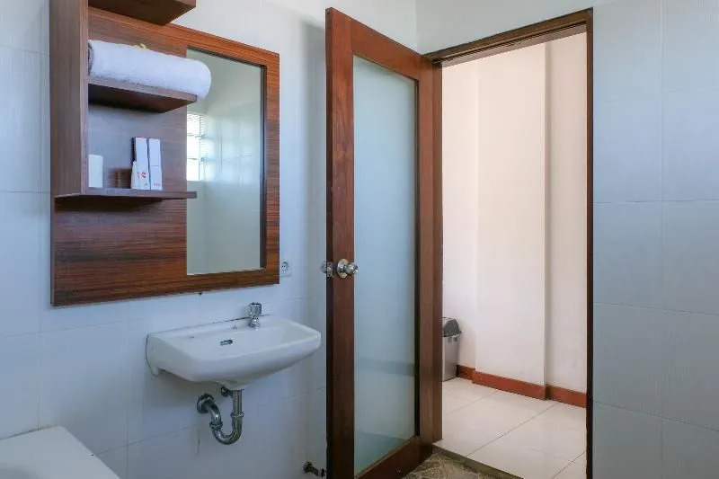 OYO 953 Family Beach Hotel