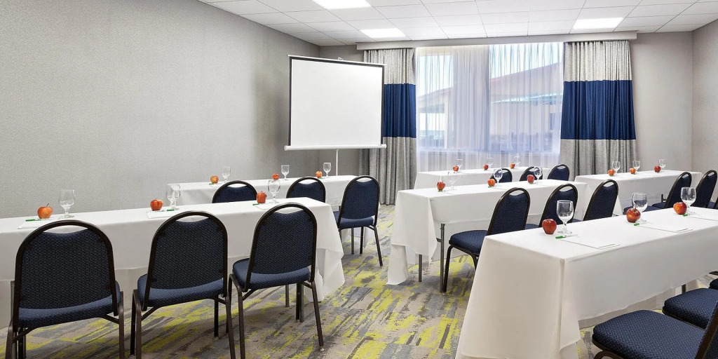 Holiday Inn Hotel & Suites Daytona Beach On The Ocean by IHG