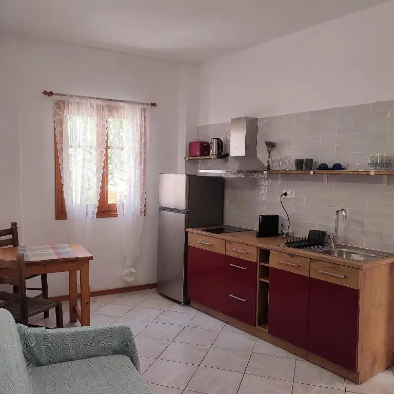 Maroudas Stavros Apartments