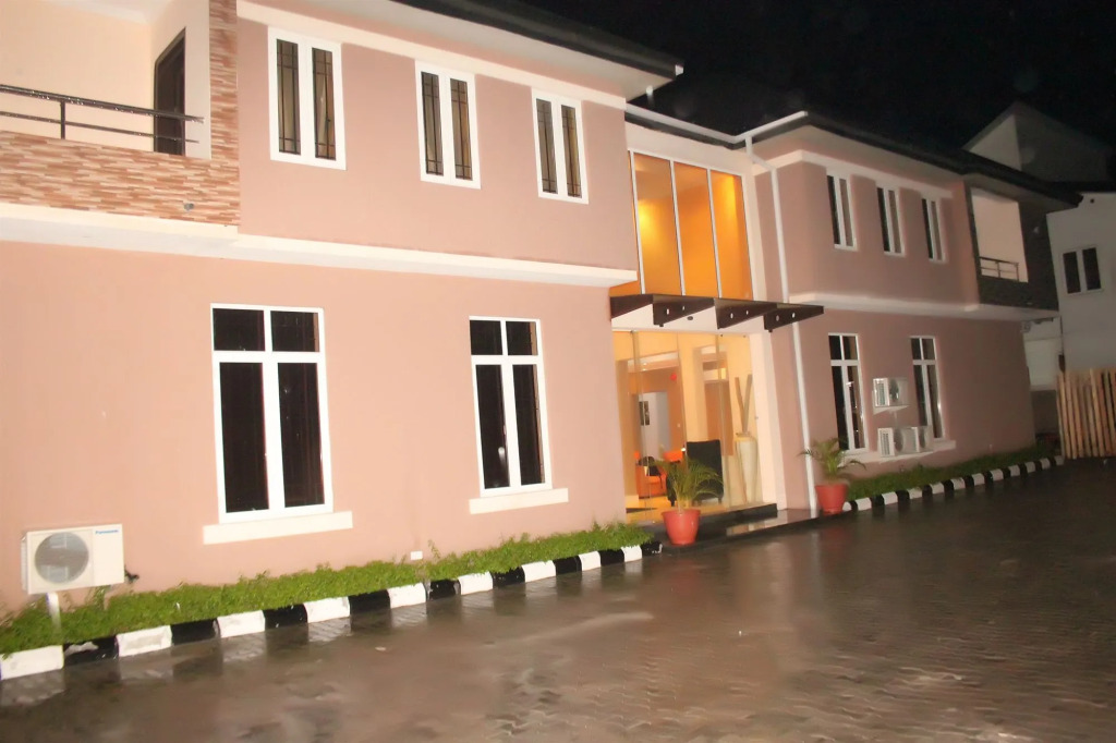 TOC Hotel