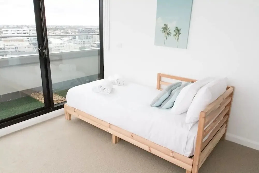 Modern 2 Bedroom Apartment in Melbourne's Northcote