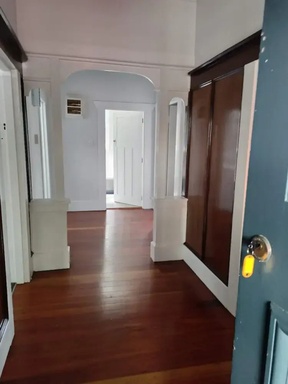 5 Bedroom House 7 Rangiatea Road