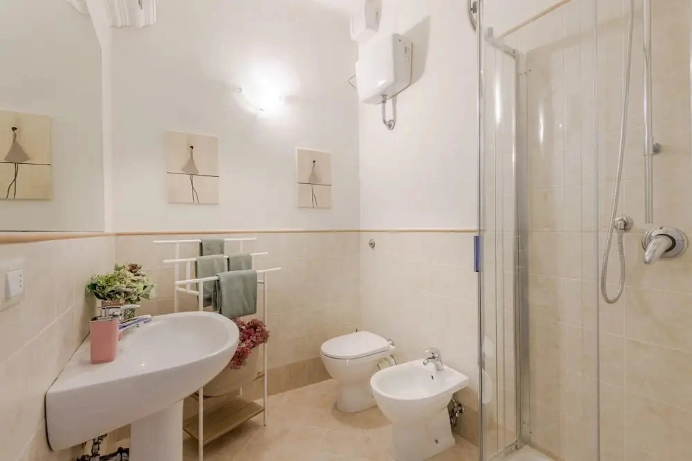 Casa Nara in Lucca With 3 Bedrooms and 2 Bathrooms