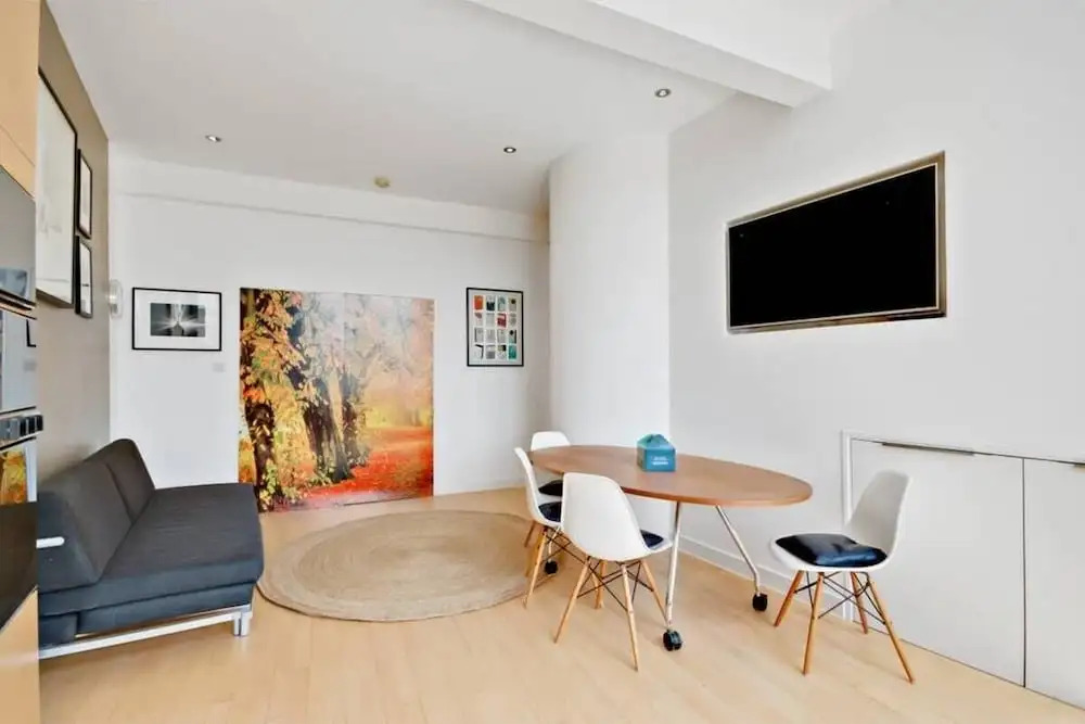 Converted Warehouse 1 bed apt in Clerkenwell