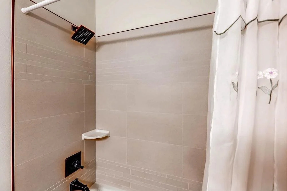 River Glen  106c 2 Bedroom Condo by RedAwning