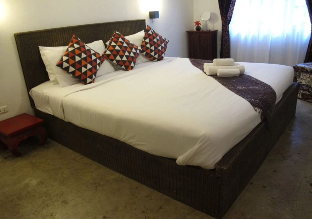 Lek House