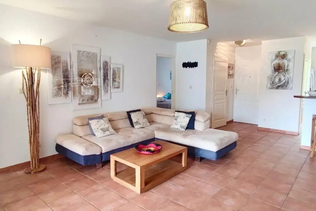Ti Punch Appartement pied dans l'eau avec piscine