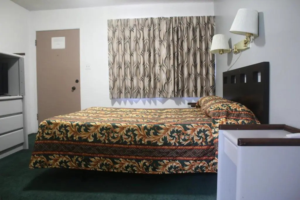 Thunderchief Inn