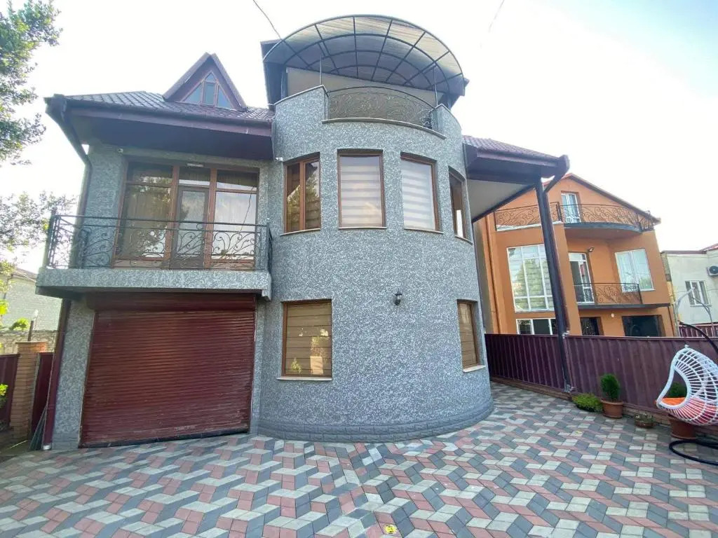 LANA`S GUEST HOUSE