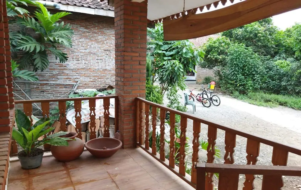 Borobudur Kampung Homestay - Intoyo