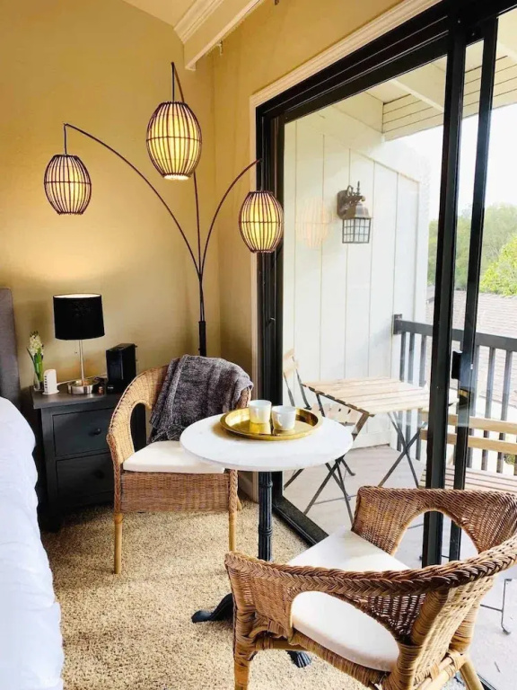 Luxe Napa Escape King Bed Near Top Wineries