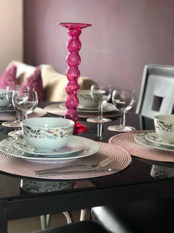 Stunning 2-bed Serviced Selfcatering Apartment