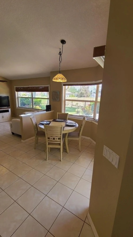 Broadmoor House 3BR 2BA w Heated Pool Sleeps 6