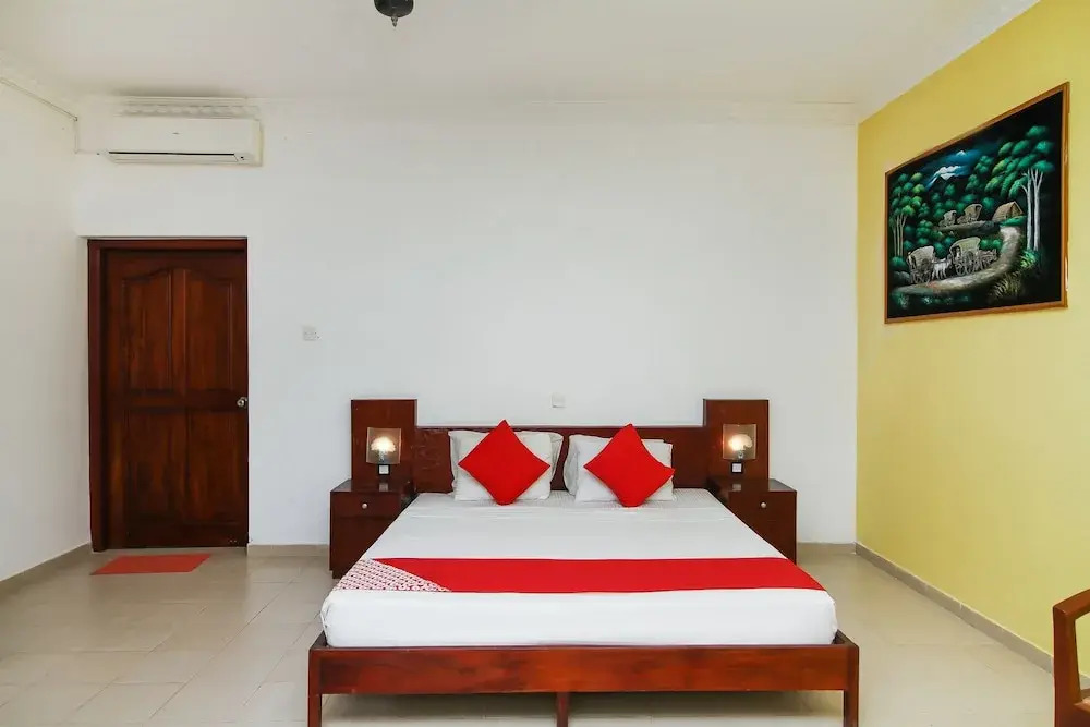 OYO 264 The Ocean Resort