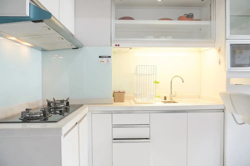 Warm And Comfort Living 1Br At 8Th Ambassade Kuningan Apartment