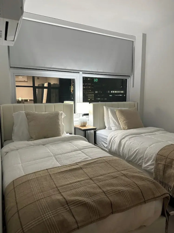 Silverstone Downtown Long-Term stay