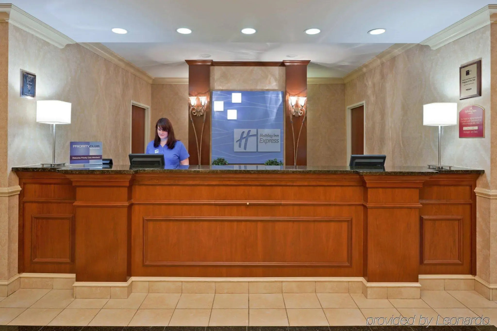 Holiday Inn Express Hotel & Suites Clifton Park by IHG