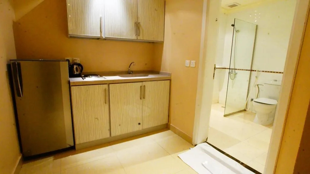 Al Muhaidb Residence PALASTINE - Economic