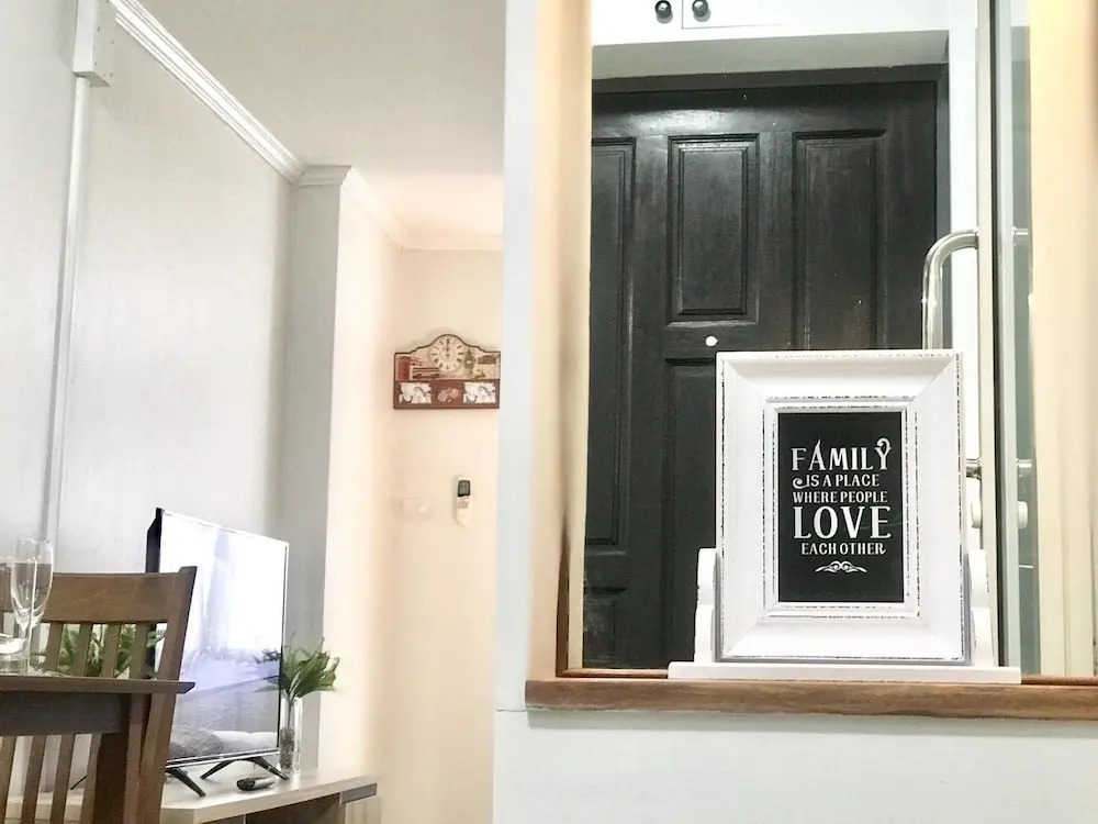 Bob's Thai BNB's
