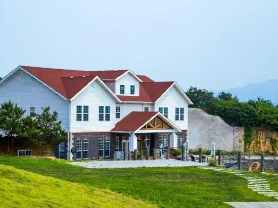 Memedee Manor Homestay