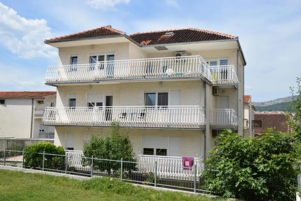 Apartments Ana