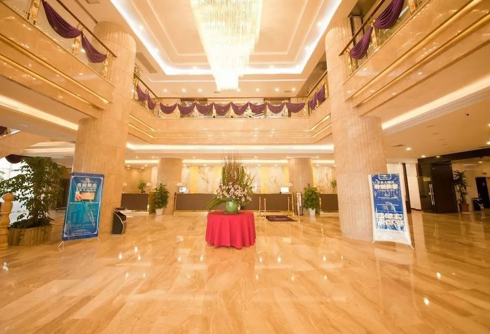 Warmjoy Majesty Hotels