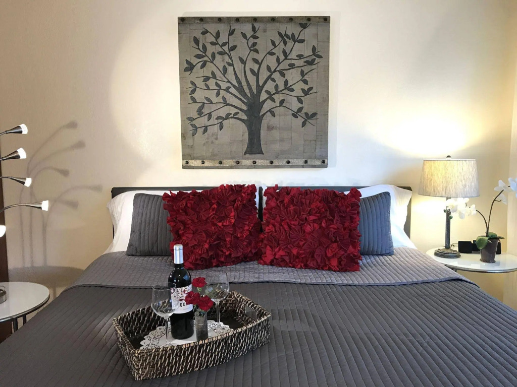 The Jeffrey Hotel