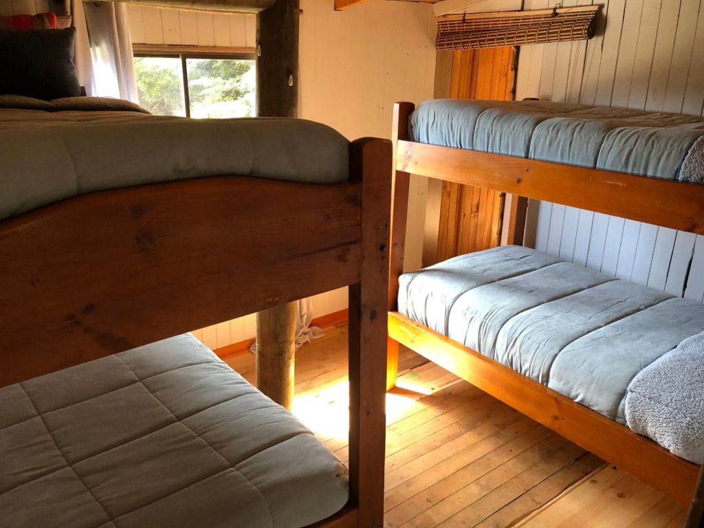 Cabañas Hostal Punta de Lobos Surf & Relax