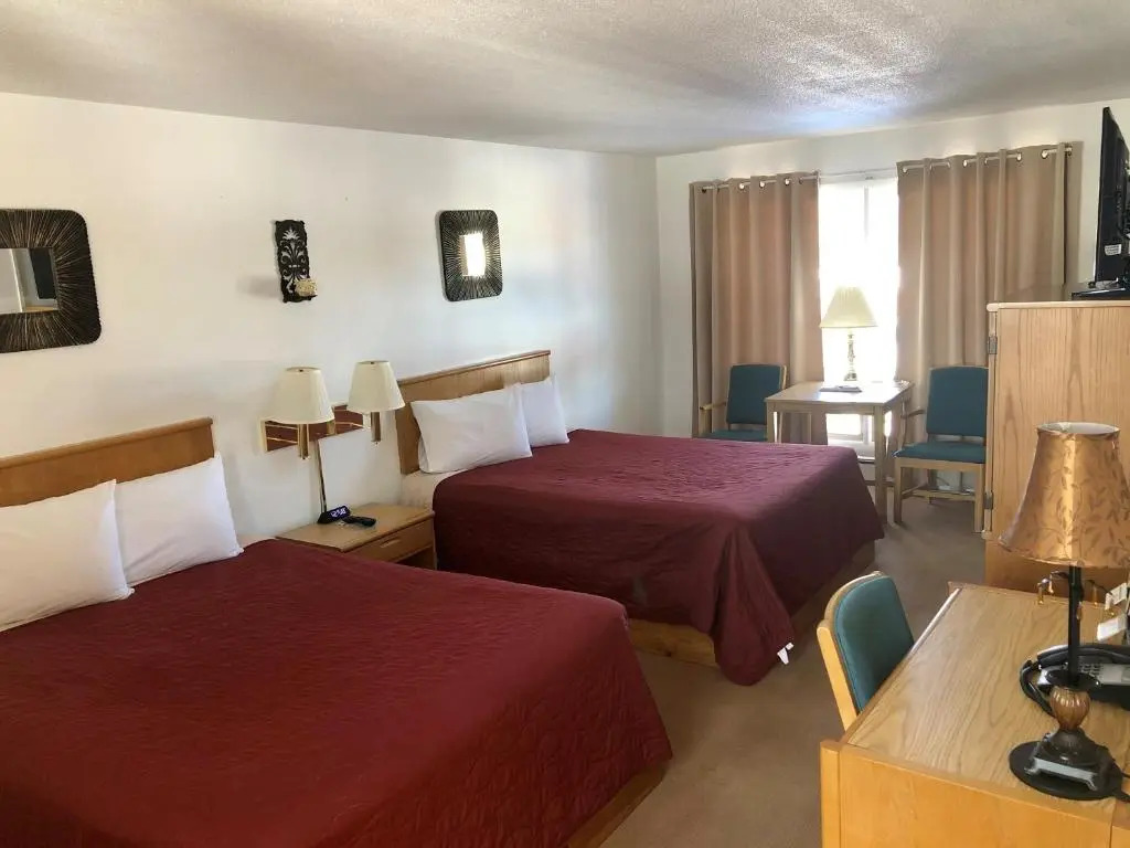 Budget Host Inn