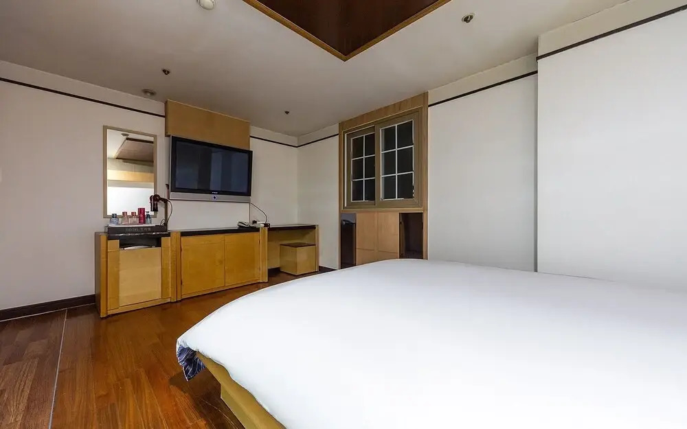 Hound Hotel Changwon Jinhae
