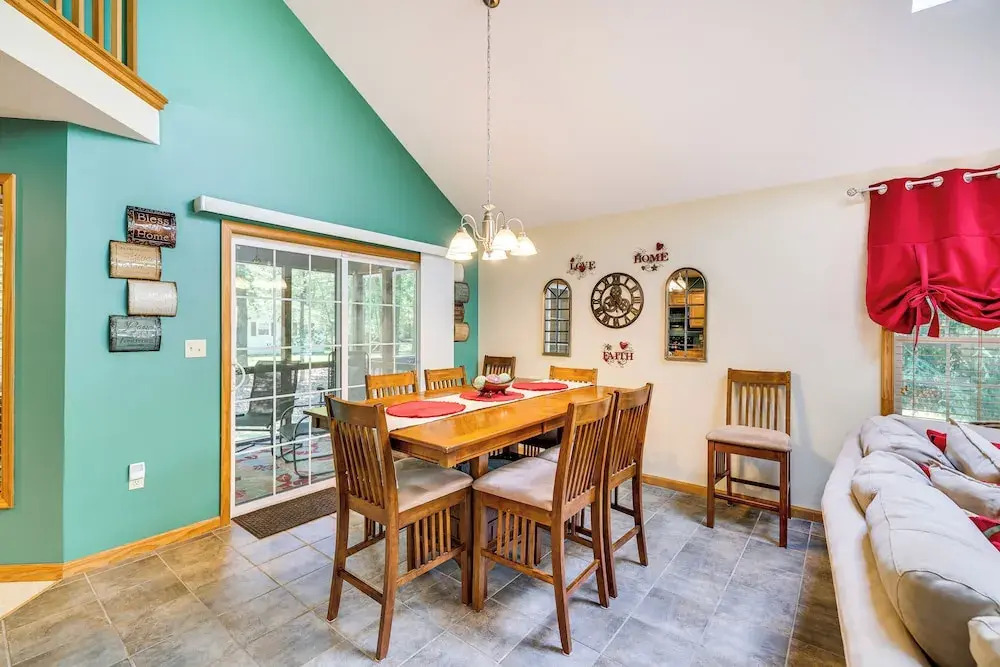 Deck & Screened Porch: Pocono Lake Vacation Rental