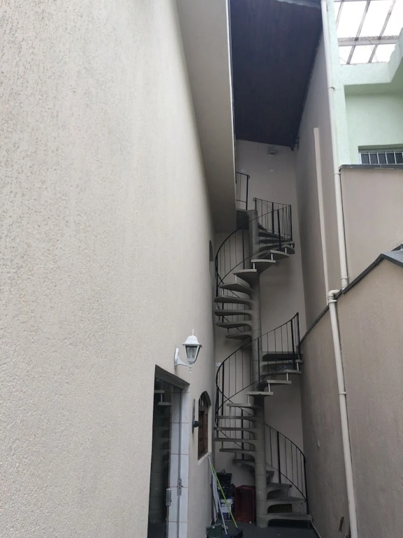 Brazil & France Hostel and House Inn