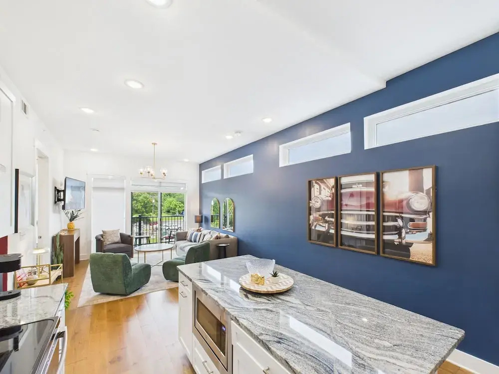 Gallatin Retreat-private Balcony-in East Nashville