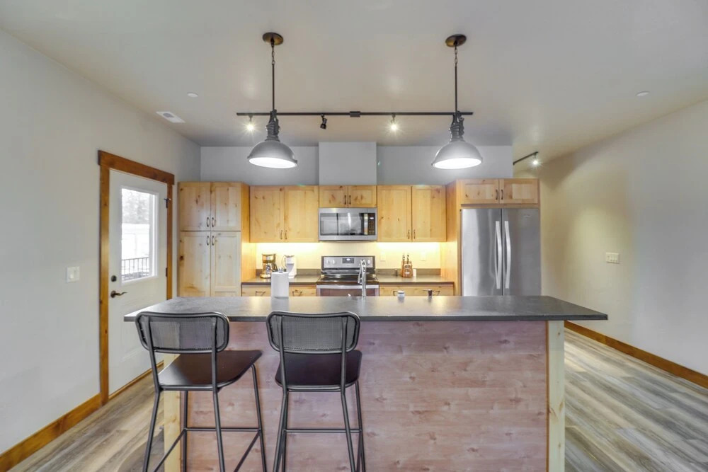Downtown Columbia Falls Condo: 16 Mi to Ski Resort