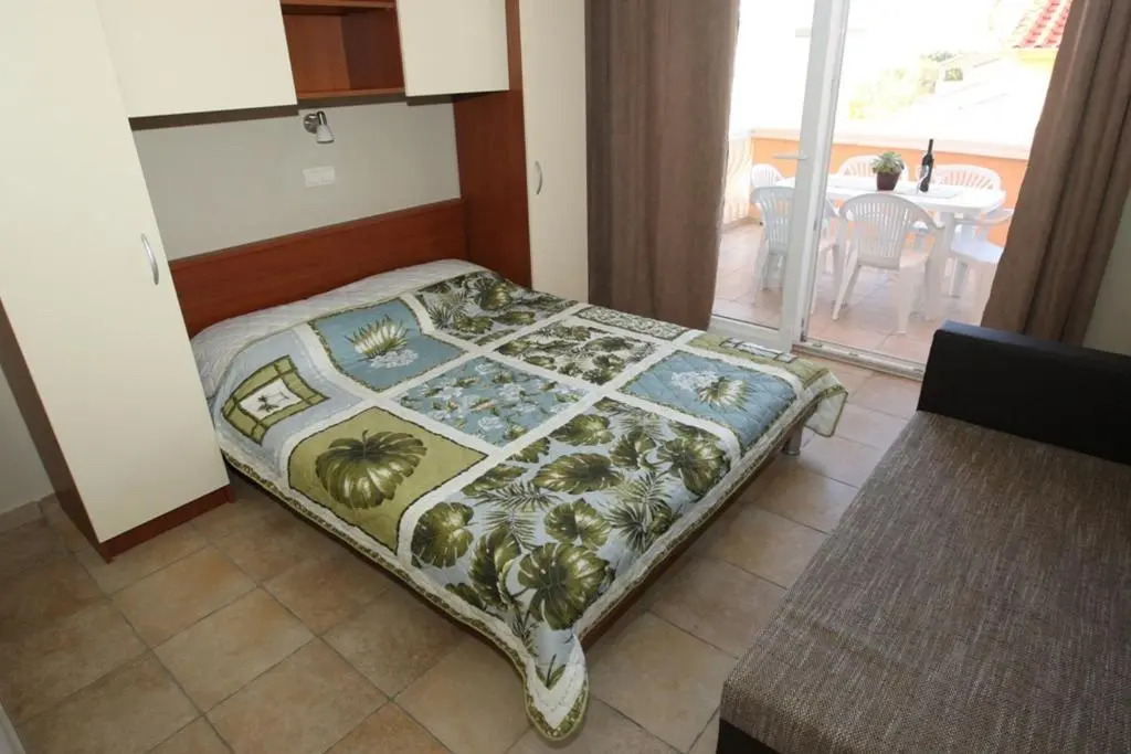 Sea View Apartments Nina - AE1021