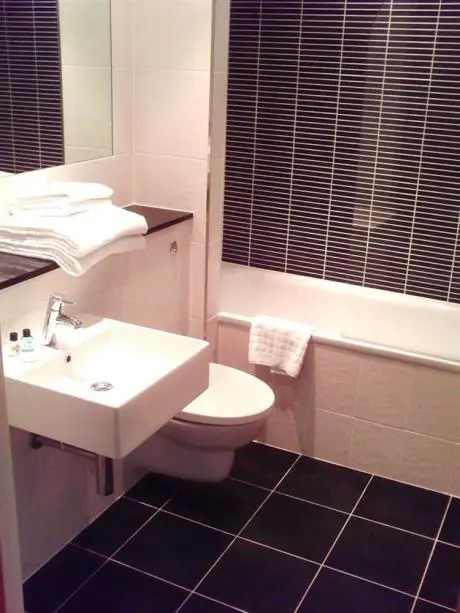 MAX Meridian Terrace Cardiff