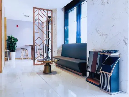 ZheTing Hotel (Jingzhou Jianghan Road No.1 People's Hospital)