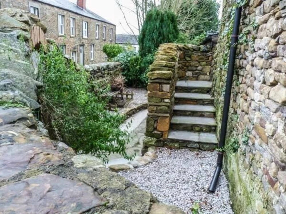 3 Stonebower Cottages