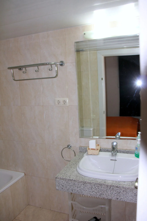 Apartamentos CARU