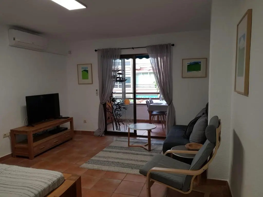 Estudio en el centro de San Juan de Alicante