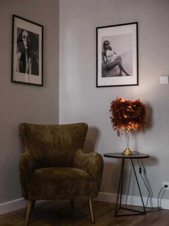 White Residence 4rooms - City Center