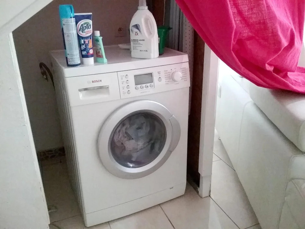 Studio in Saint pierre, With Enclosed Garden and Wifi Near the Beach
